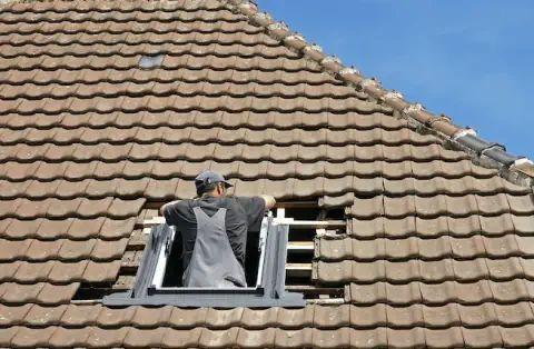 Pose de velux - Saulnières